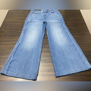 White House Black Market High Rise Wide Leg Jeans – Size 10
